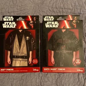 NEW in packaging set of Star Wars Ponchos RARE